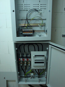 Moderne Elektroinstallation von Hempelmann